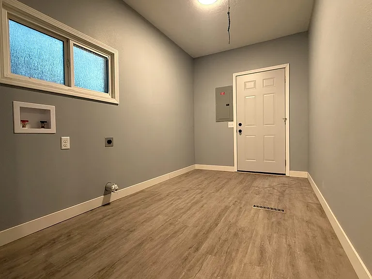 402 S Bailey Ave — Photo 19