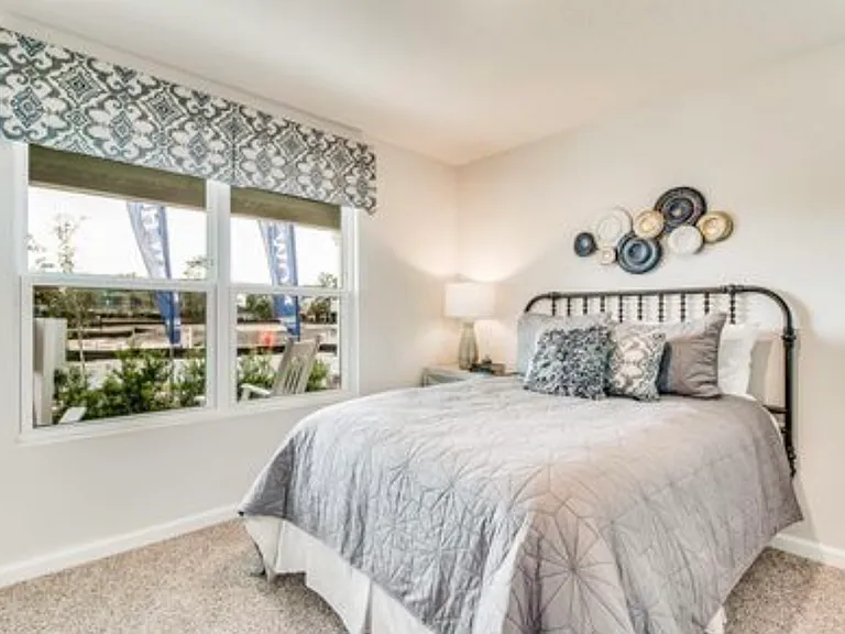 721 Quintana St — Photo 16