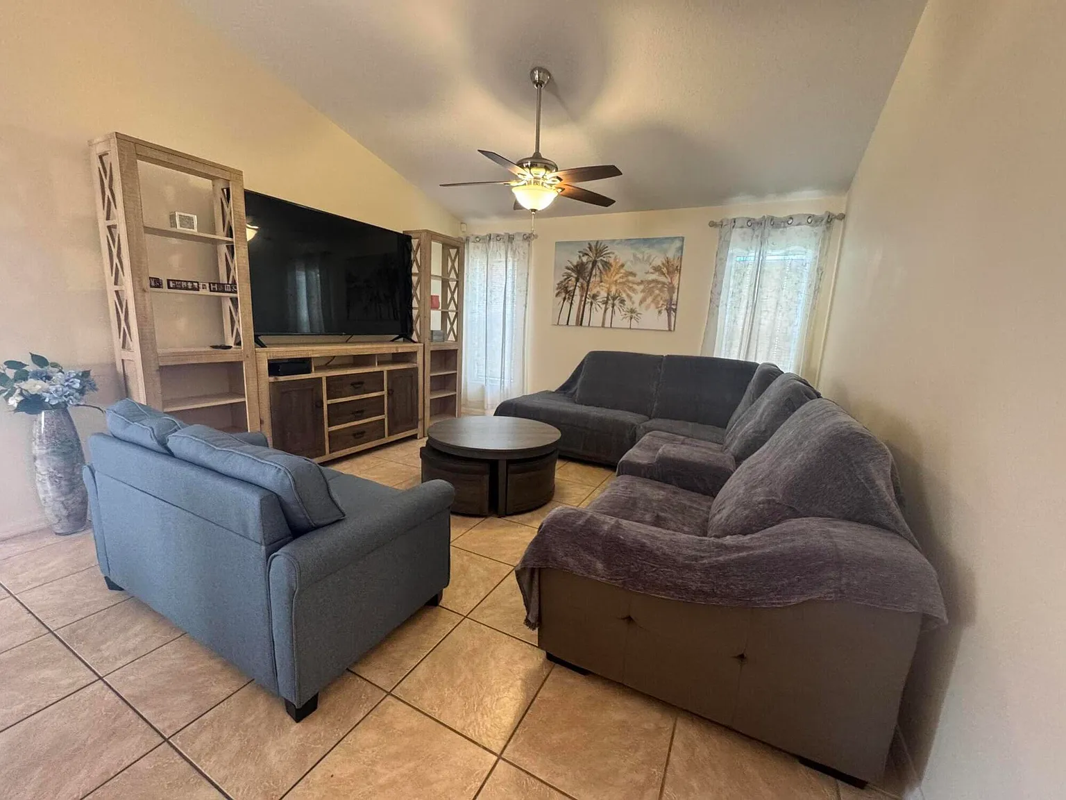 1 bed, 1.0 bath, 1100 sqft, $1,000 — Photo 3