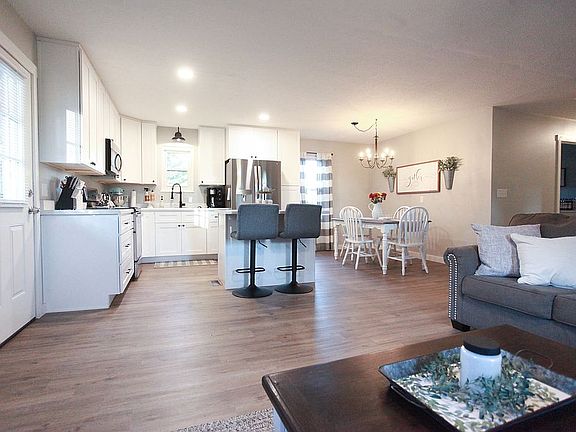 5th image of 316 Eugenia Ave