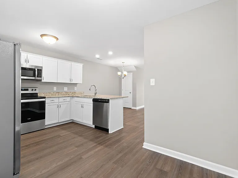 955 Big Sky Dr #H — Photo 13