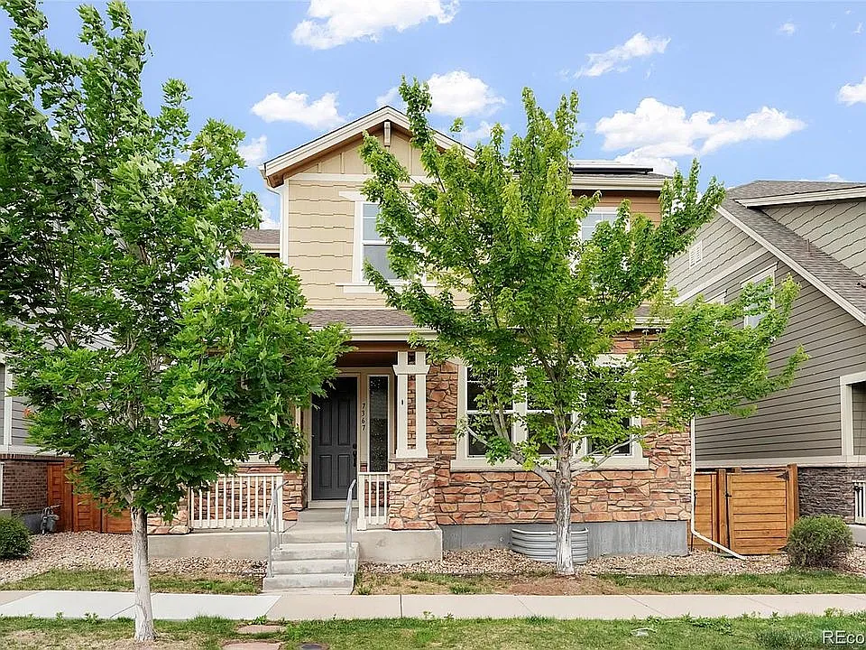 4 bed, 2968 sqft, $3,895 — Photo 2
