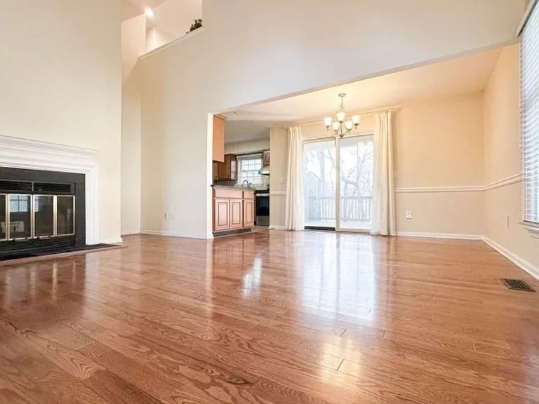 170 Smithfield Ct #1 — Photo 9