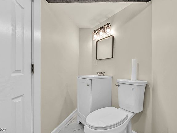 5th image of 7505 Osage Ave