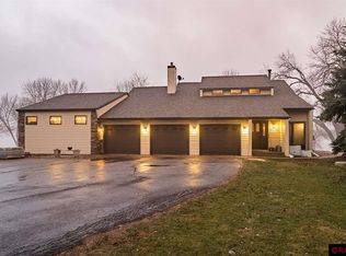 22861 Kopps Ln, Madison Lake, MN 56063