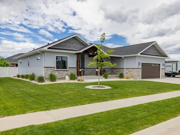 919 33rd St, Cody, WY 82414