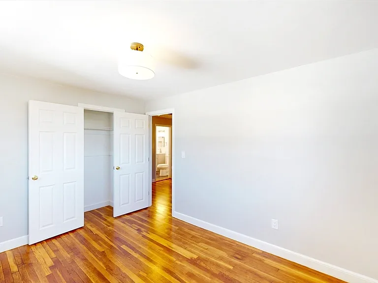 38 Nash St #38 — Photo 22