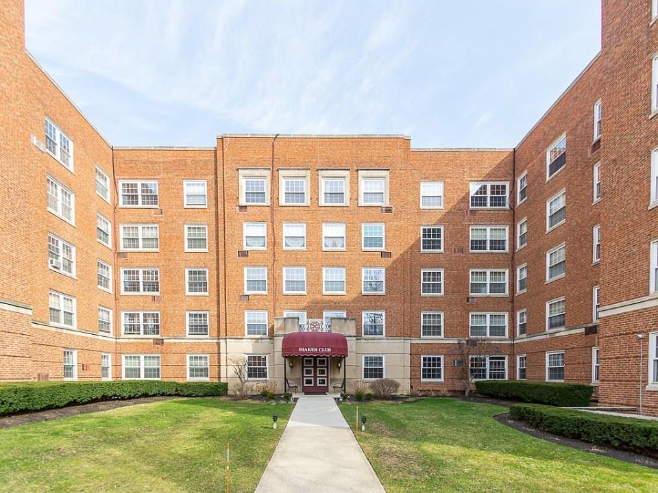 1st image of 19100 Van Aken Blvd #521