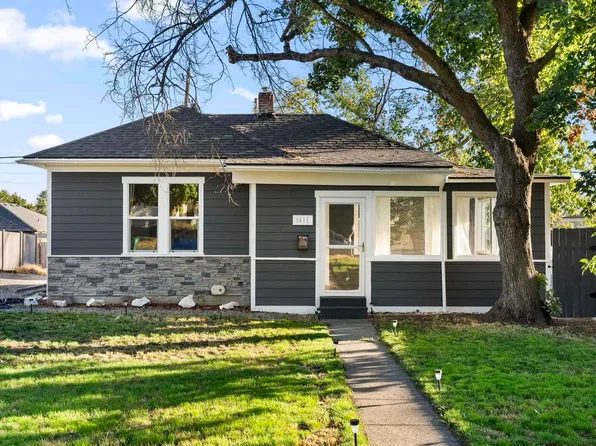 1611 W Kiernan Ave, Spokane, WA 99205