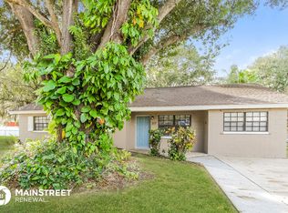 217 Lawson St W, Auburndale, FL 33823