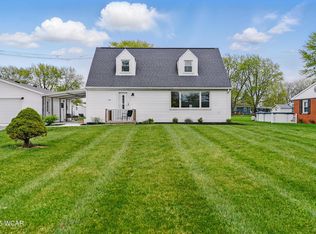 2636 Debbie Dr, Lima, OH 45807