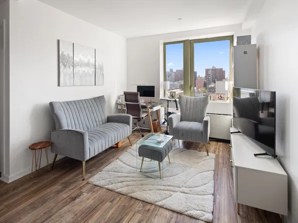 2132 2nd Ave, New York, NY