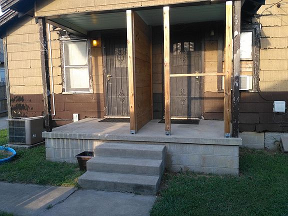 Entrance to Apt. C