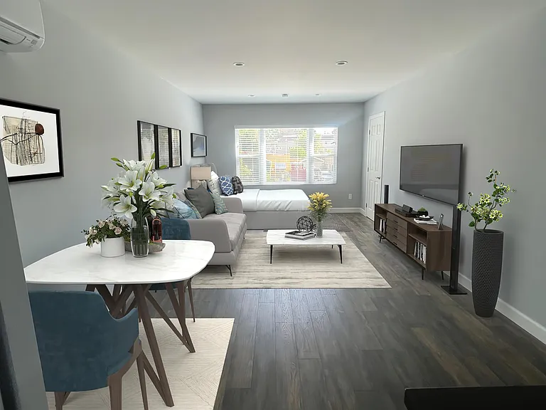 605 Corwin Ave #2 — Photo 8