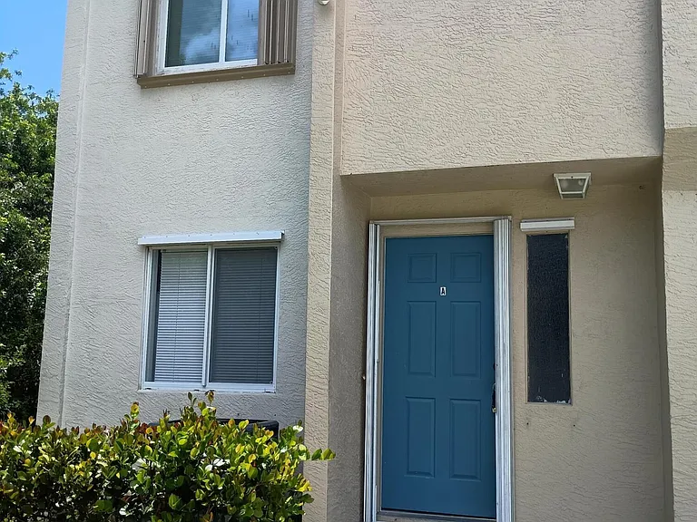 203 Southland Dr #A — Photo 1