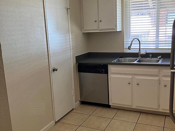 3rd image of 31535 Lindero Canyon Rd Unit 16