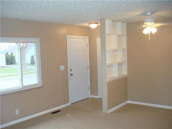 4th image of 4231 Brookgrove Dr