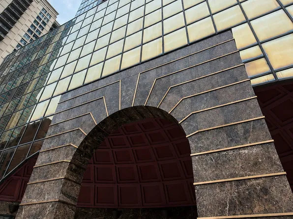 10 E Ontario St APT 4007, Chicago, IL 60611