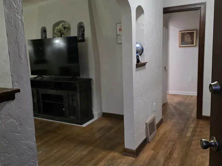 1225 Gregory Way — Photo 36