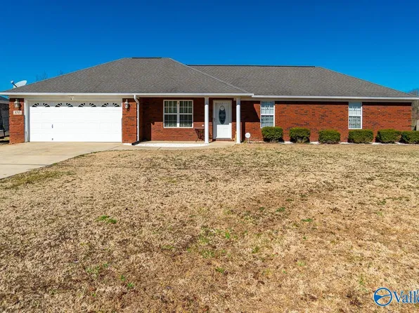 3715 Elkwood Section Rd, Toney, AL 35773