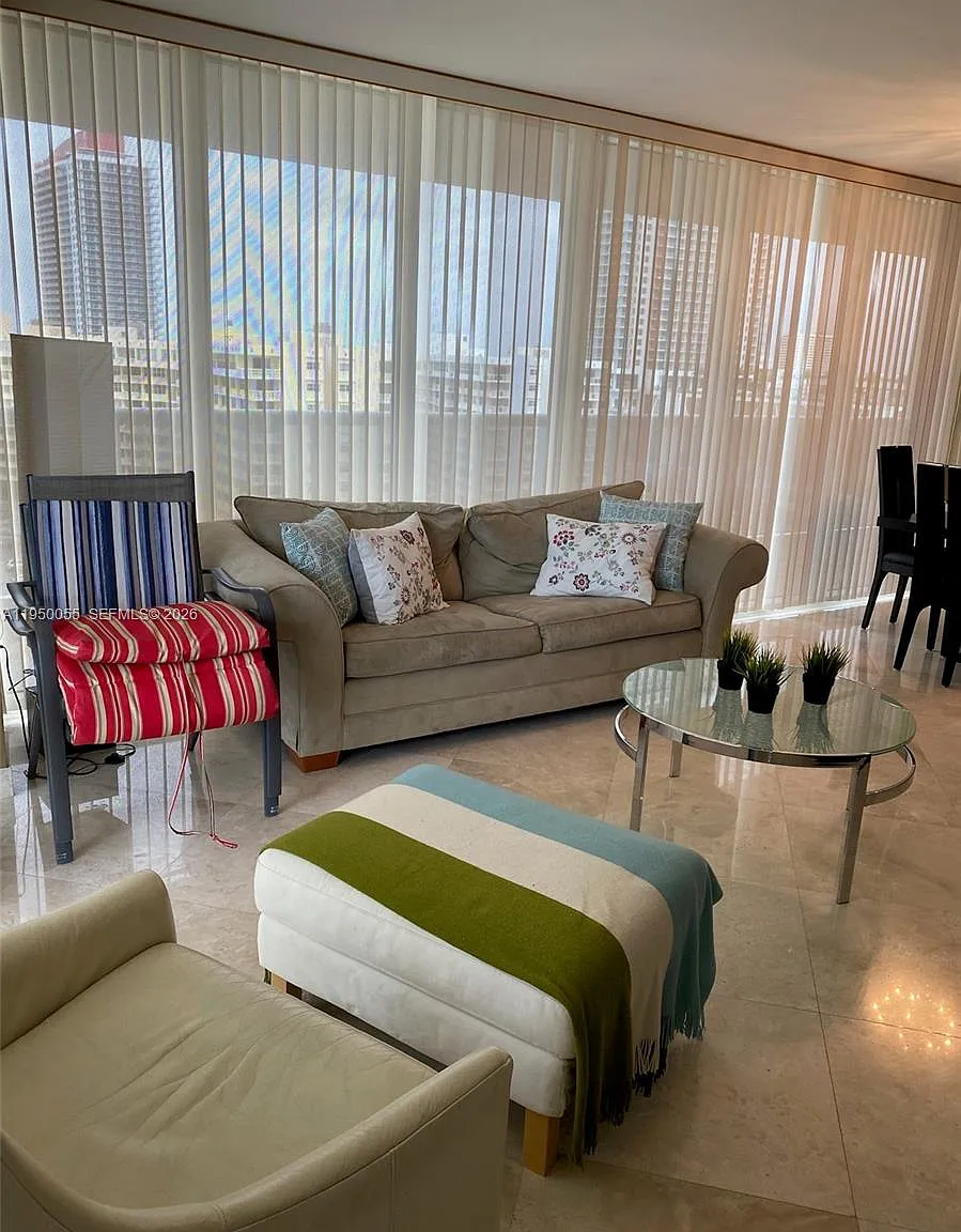 Beach Club Two Condo — Photo 3