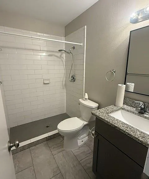 703 San Saba St — Photo 8