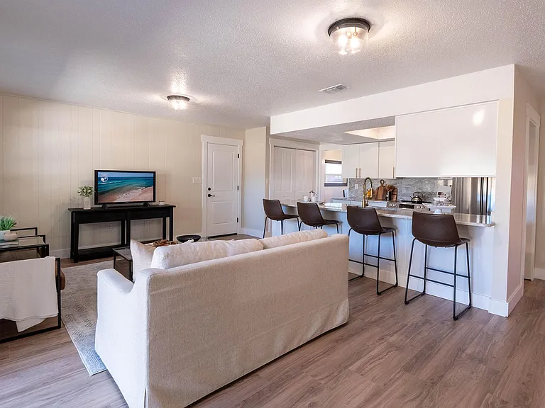 1 Stafford Cir — Photo 12