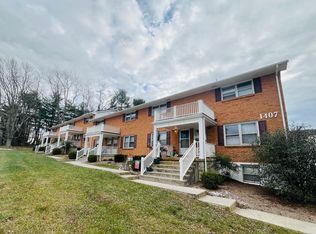 2 Bedroom, 1 Bath Apartment, Blacksburg, VA 24060