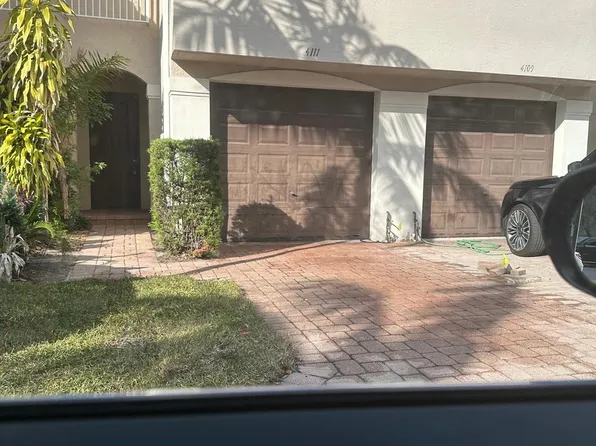 4111 Napoli Lake Drive, West Palm Beach, FL 33410