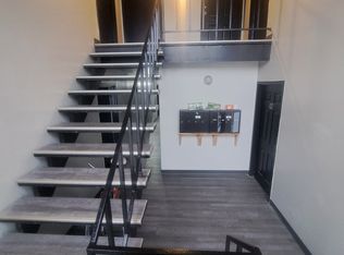 801 Princeton St APT 203, Elkhart, IN 46516