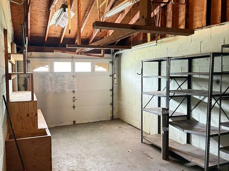 958 Utah Dr — Photo 16