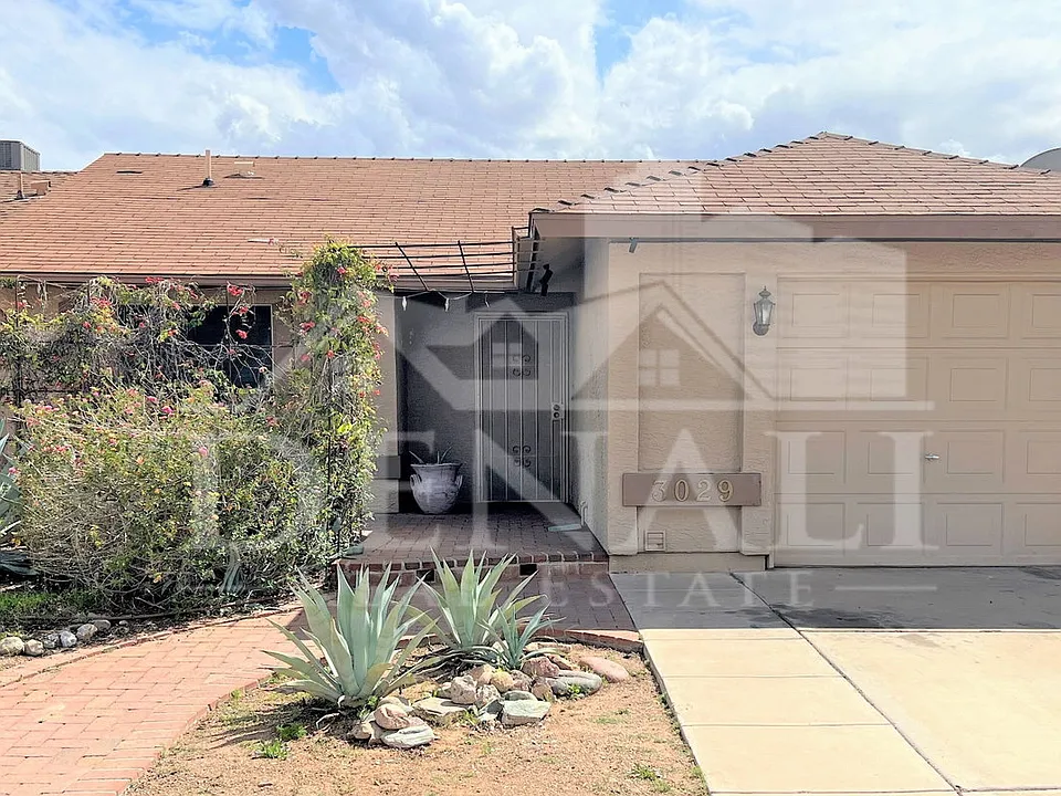 3029 W Tonopah Dr
