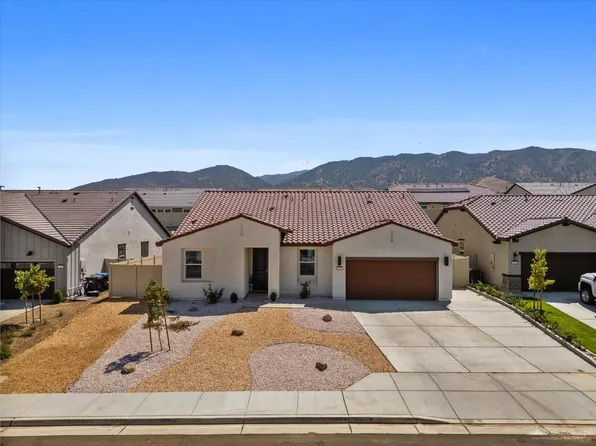 212 Artina Ct, Tehachapi, CA 93561