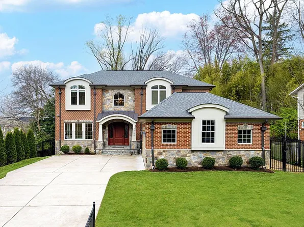 7708 Beech Tree Rd, Bethesda, MD 20817