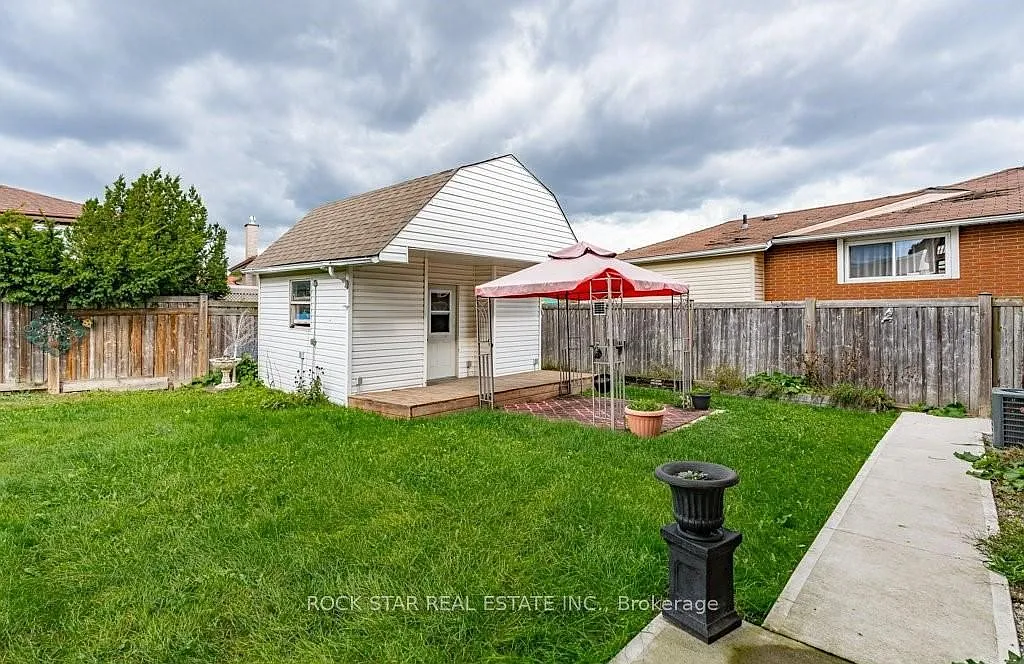 2 bed, $1,795 — Photo 2