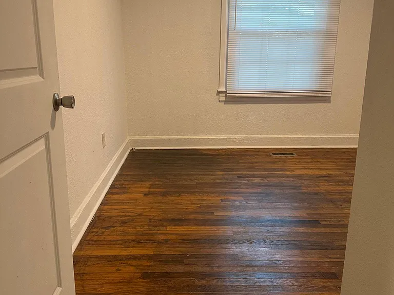 Bedroom #1
