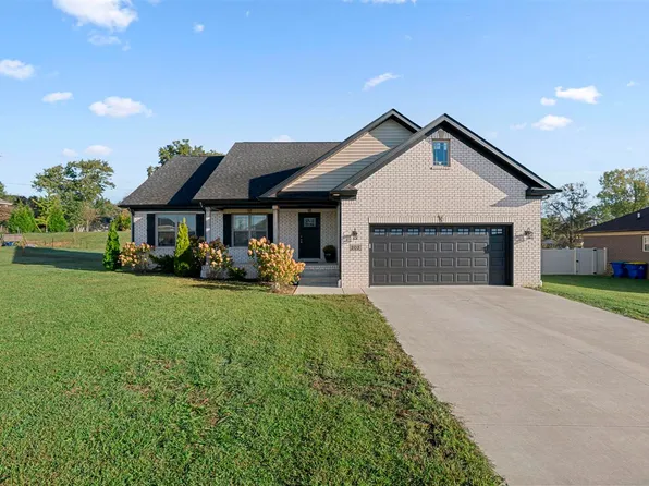 202 Claiborne Cir, Franklin, KY 42134