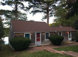 26 Round Pond Dr, East Falmouth, MA 02536