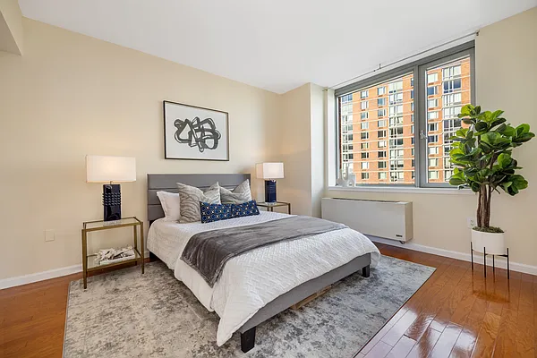 Rented by Corcoran | media 6