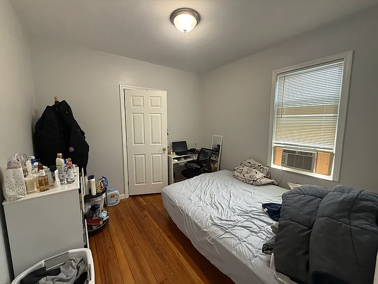 68-70 Wyeth St #3 — Photo 3