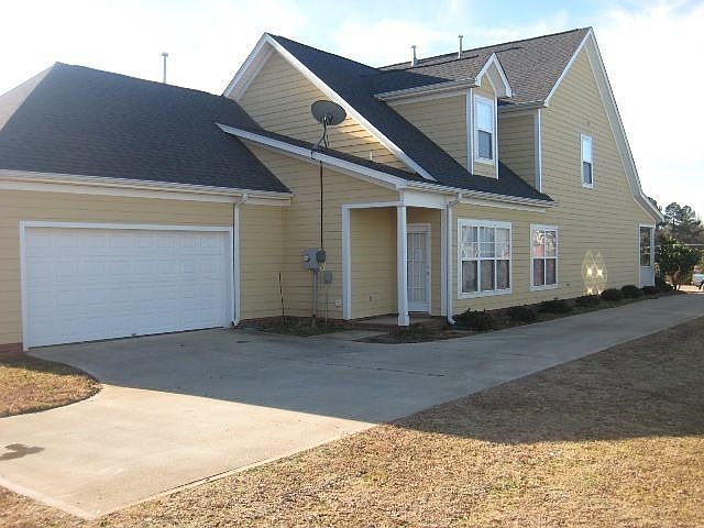 2nd image of 120 Gossamer Dr