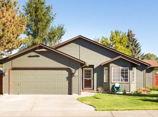 1824 NE Bobbie Ct, Bend, OR 97701
