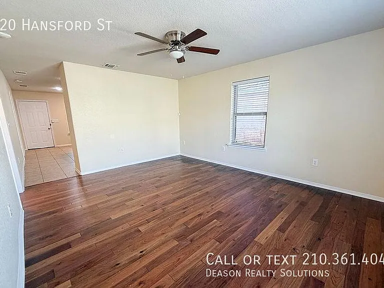 220 Hansford St — Photo 5