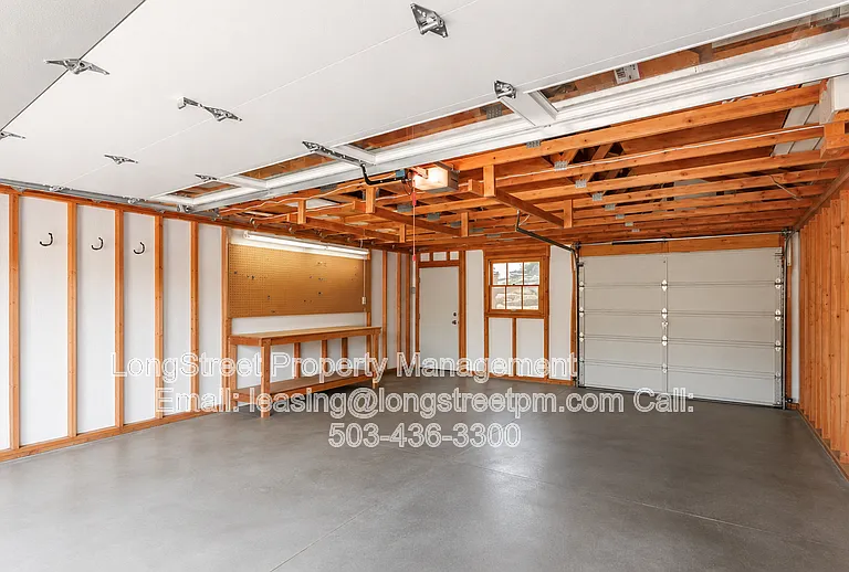 744 NW 16th St — Photo 24