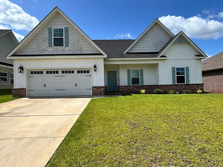 410 Thornbird Loop — Photo 1
