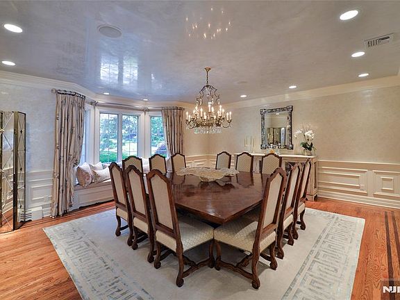 5th image of 4 Baldwin Rd