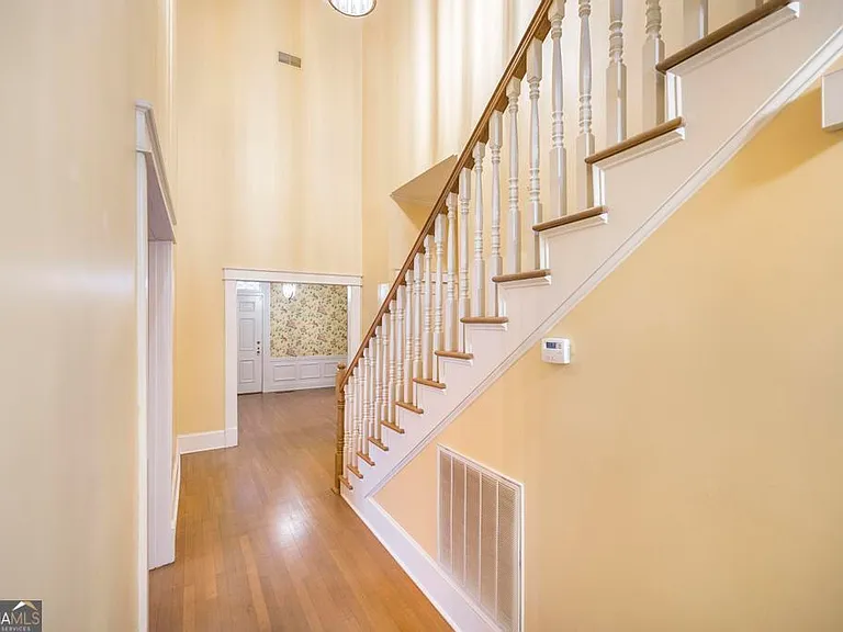 62 Indian Springs Dr — Photo 15