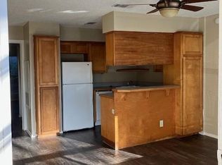 2306 E 8th St APT 5, Austin, TX 78702