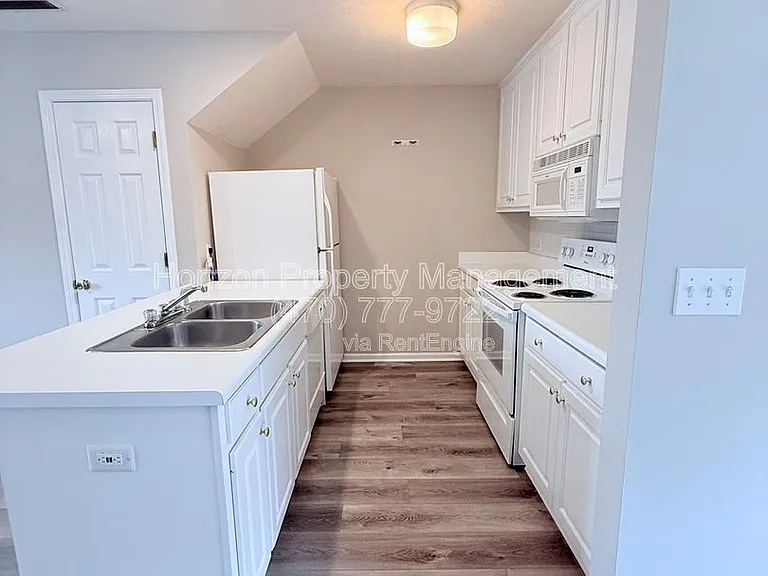2816 Florence Dr — Photo 4
