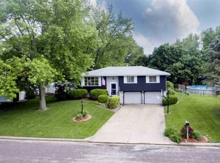 104 Cedar Ct, East Peoria, IL 61611